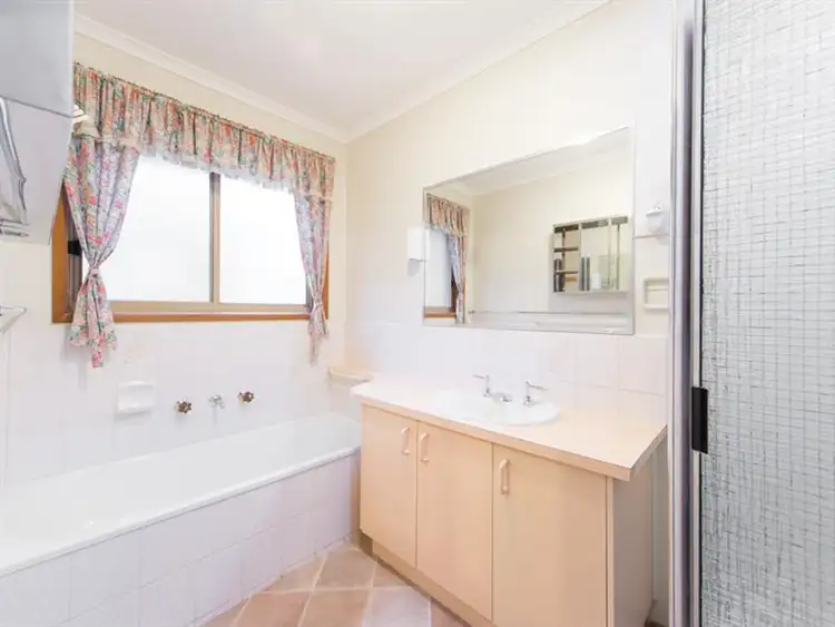 Fifth view of Homely unit listing, 5/16-18 Regans Road, Hampton Park VIC 3976