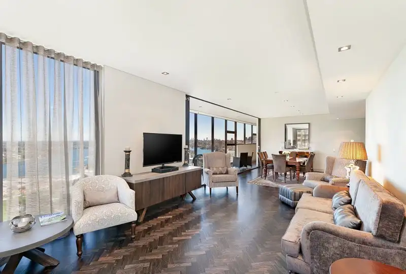 Main view of Homely apartment listing, 22 E/171 Gloucester Street, Sydney NSW 2000