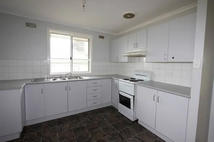 Fifth view of Homely house listing, 8 Frank Street, Narrandera NSW 2700