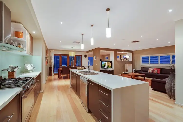 Third view of Homely house listing, 5 Viewgrand Boulevard, Epping VIC 3076