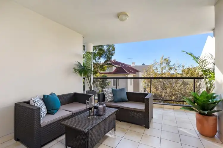 9/6 Taylors Drive, Lane Cove NSW 2066
