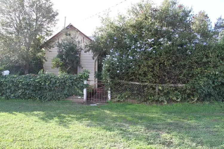 202 Johnston Street, Tamworth NSW 2340