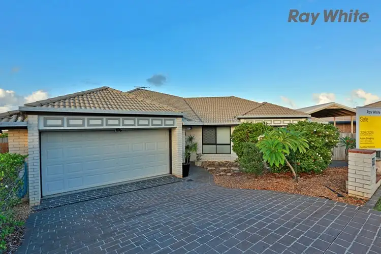 Second view of Homely house listing, 10 Skilton Place, Thornlands QLD 4164