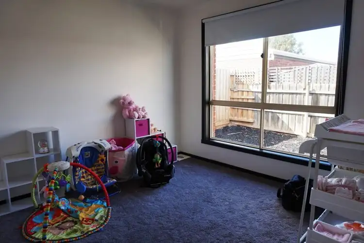 Seventh view of Homely unit listing, 2/12 Archimedes Avenue, Lara VIC 3212