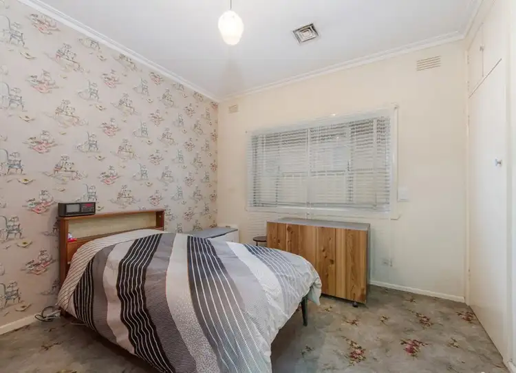 Sixth view of Homely house listing, 15 McIvor Road, St Albans VIC 3021