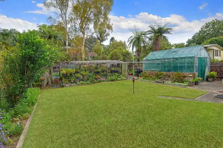 Fourth view of Homely house listing, 18 Queens Road, Asquith NSW 2077