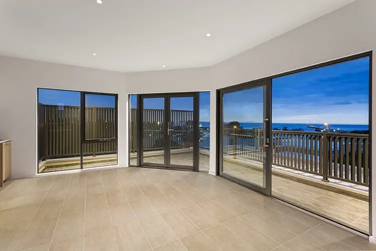1/217 Beach Road, Mordialloc VIC 3195