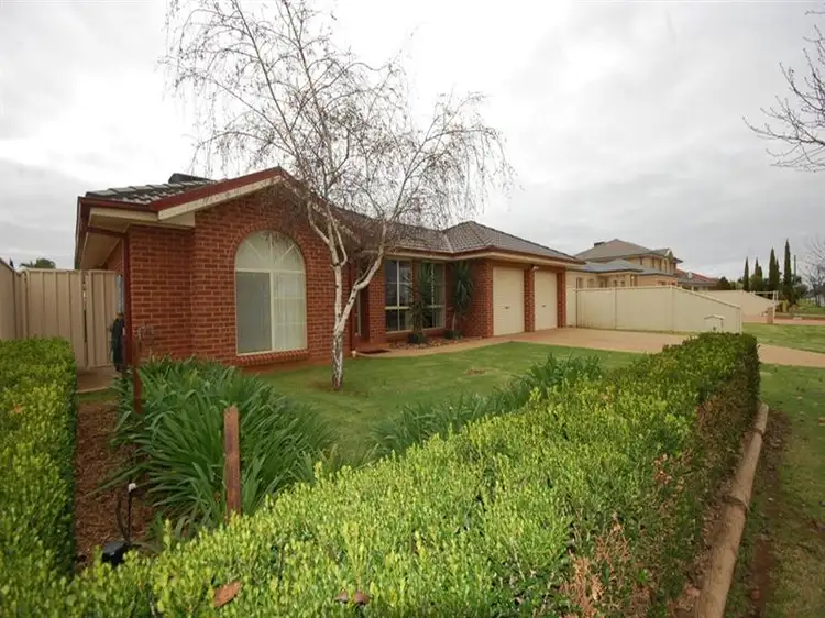 37 Foreshaw Avenue, Griffith NSW 2680