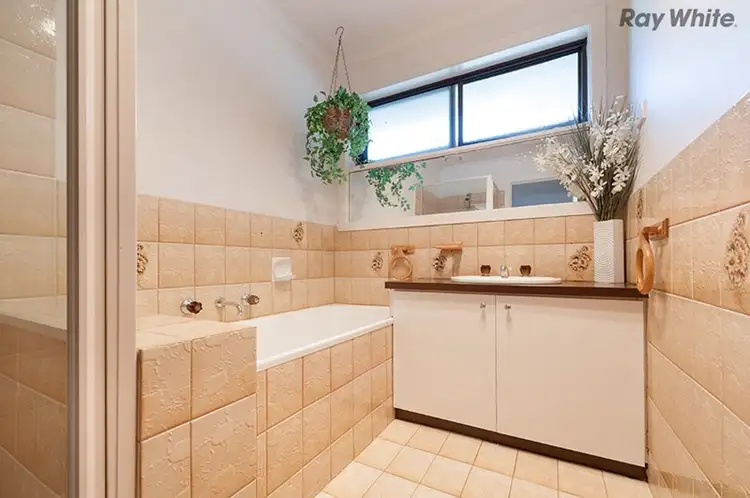 Seventh view of Homely house listing, 3 Bell Court, Keilor Downs VIC 3038