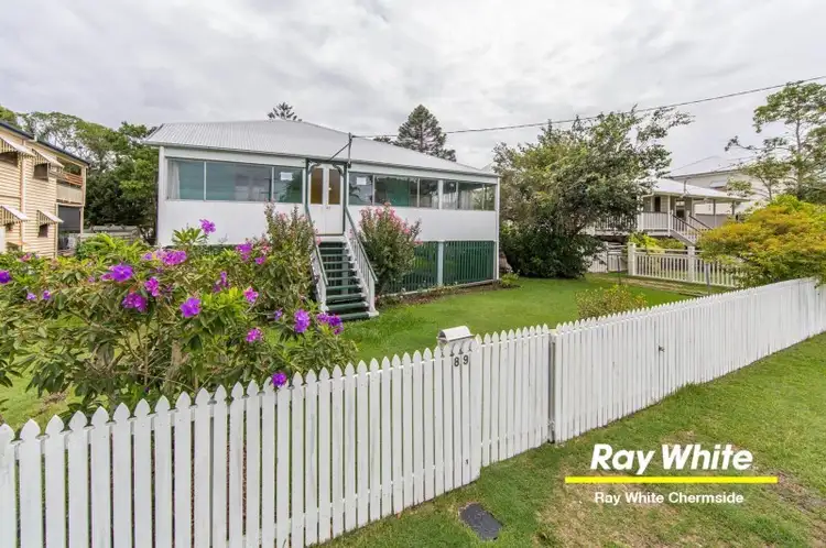 89 Palm Avenue, Shorncliffe QLD 4017