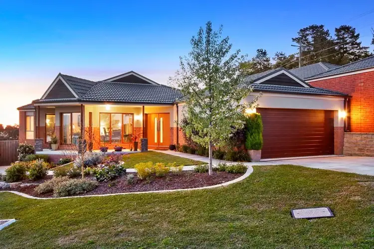 4 Grand  View Grove, Lilydale VIC 3140