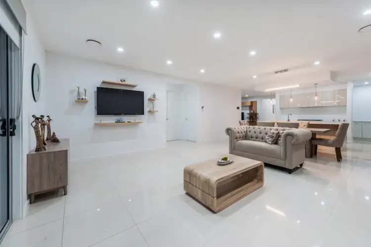 Sixth view of Homely house listing, 60 Streamside Drive, Craigieburn VIC 3064