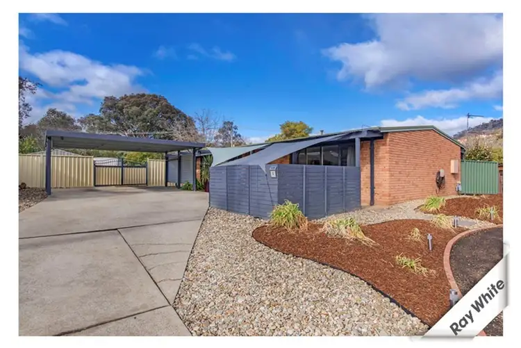 9 Beazley Crescent, Calwell ACT 2905