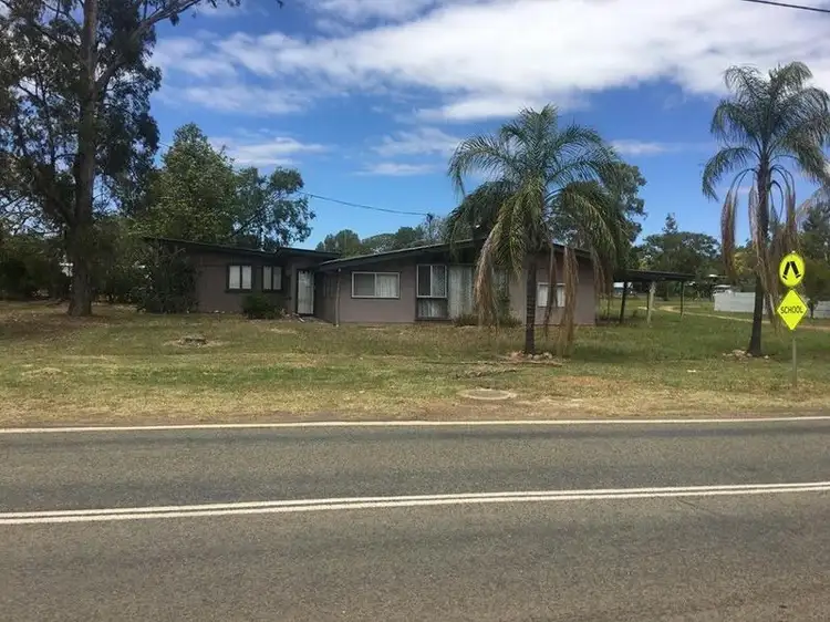 20-22 Taroom Street, Taroom QLD 4420