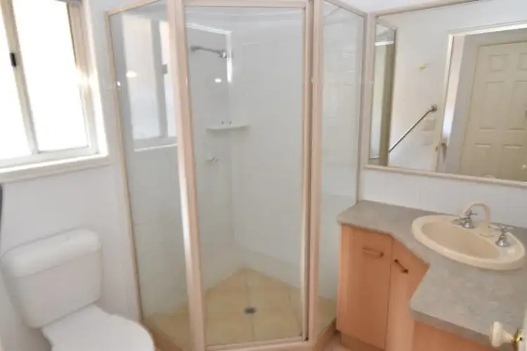 Fifth view of Homely unit listing, 5/187 Goondoon Street, Gladstone Central QLD 4680
