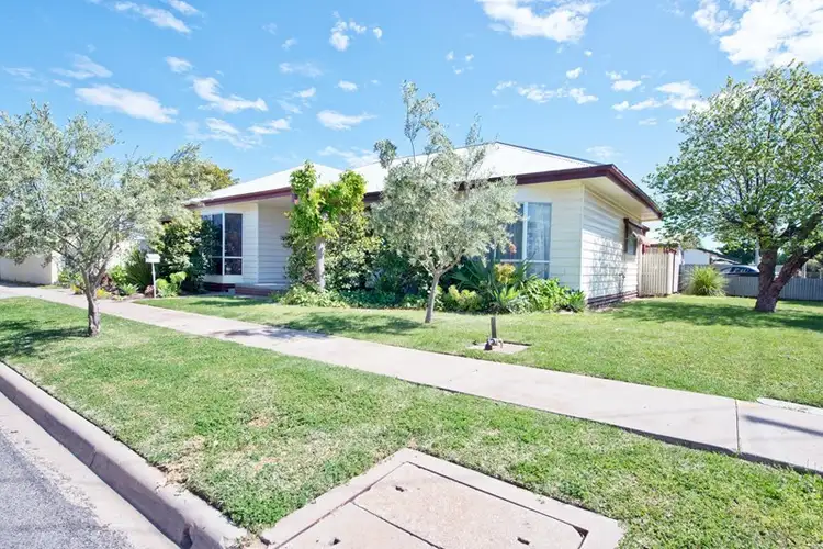 Second view of Homely house listing, 4 Douglas Avenue, Swan Hill VIC 3585