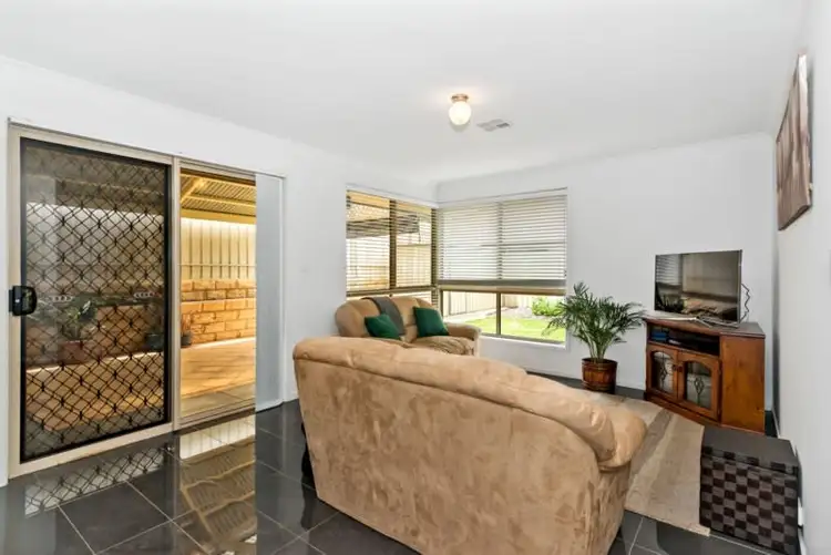 Seventh view of Homely house listing, 2 Fuschia Street, Huntfield Heights SA 5163