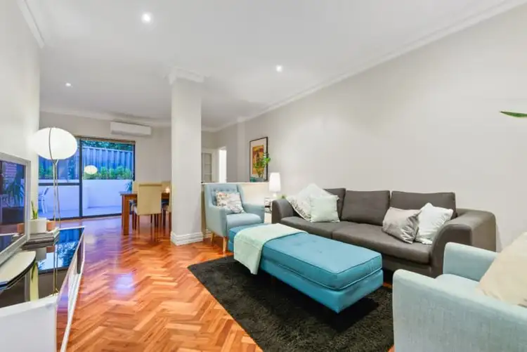 Sixth view of Homely house listing, 2/152 Gwenyfred Road, Kensington WA 6151