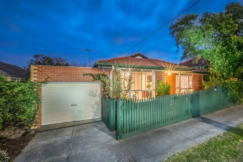 Main view of Homely unit listing, 2/776 Plenty Road, Reservoir VIC 3073