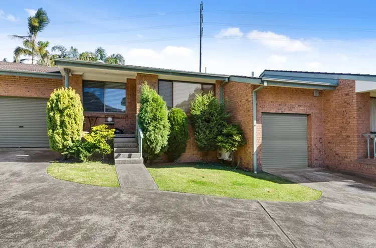 2/2a Kulgoa Road, Woonona NSW 2517