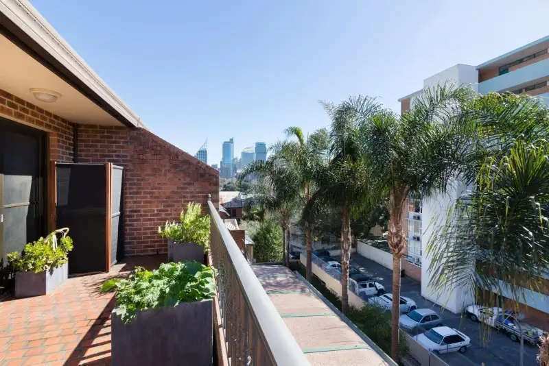 Main view of Homely apartment listing, 5/6 Challis Avenue, Potts Point NSW 2011