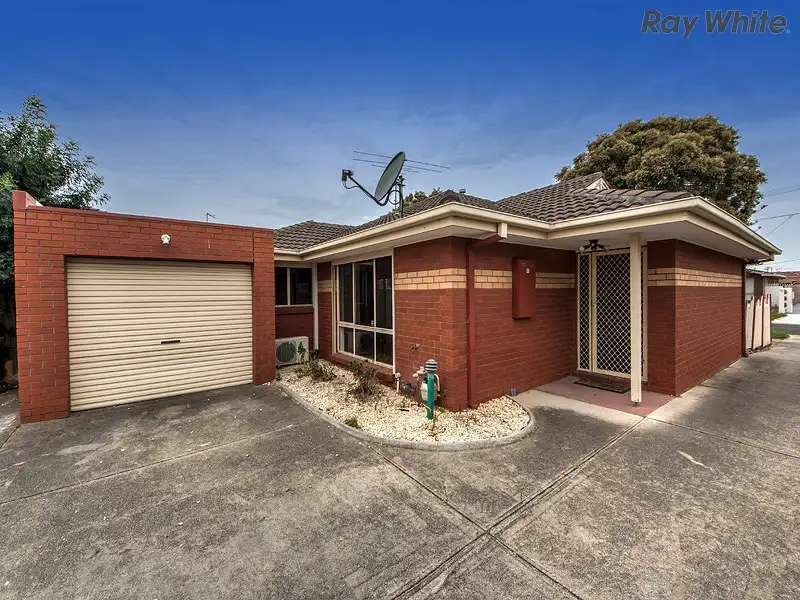 Main view of Homely house listing, 1/52 Fox Street, St Albans VIC 3021