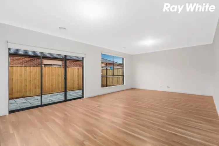Fifth view of Homely house listing, 31 Fairweather Parade, Officer VIC 3809