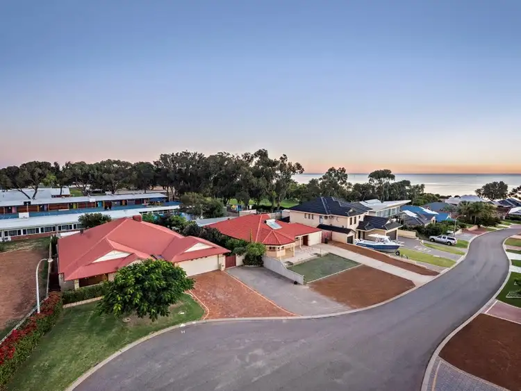 Fifth view of Homely house listing, 28 St Georges Close, Bluff Point WA 6530