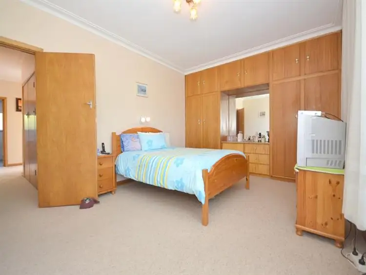 Fifth view of Homely house listing, 49 Grandview Grove, Wendouree VIC 3355