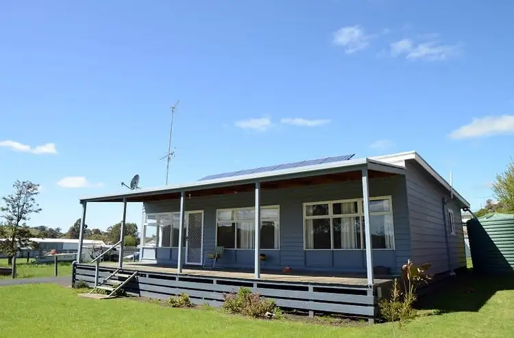 51 Kirby Street, Casterton VIC 3311