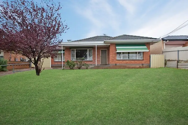 18 Barkey Street, Para Hills SA 5096