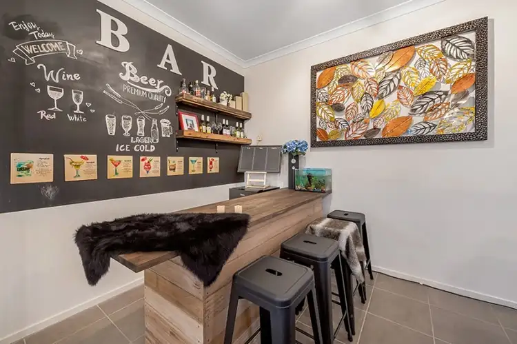 Fifth view of Homely house listing, 4 Iron Bridge Road, Craigieburn VIC 3064