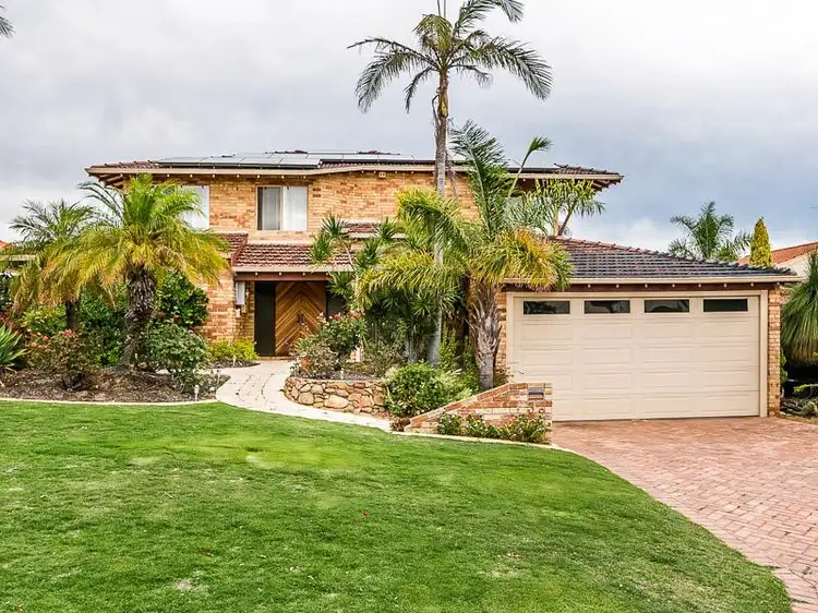 Second view of Homely house listing, 32 Cressbrook Way, Carine WA 6020