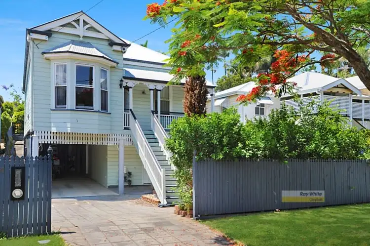 34 Lewis Street, Clayfield QLD 4011