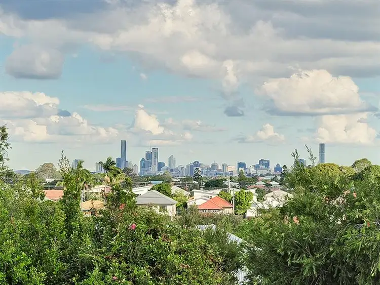 292 Rode Road, Wavell Heights QLD 4012