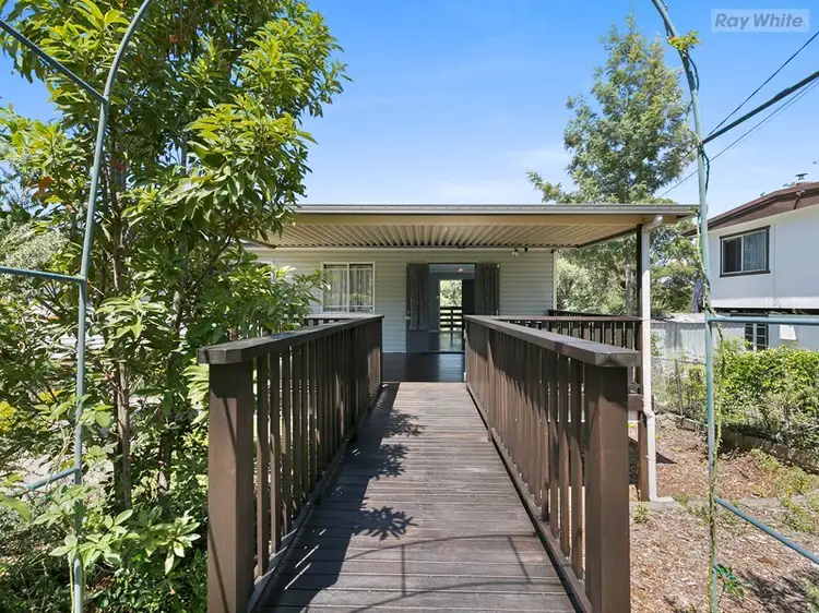 4 Dowden Street, Goodna QLD 4300