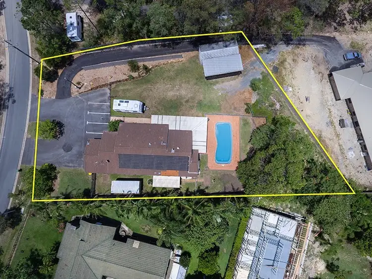8 High Ridge Road, Gaven QLD 4211