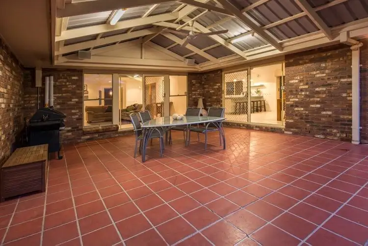 7 Stuart Place, Eight Mile Plains QLD 4113