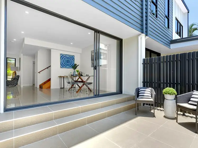 Sixth view of Homely townhouse listing, 1/8 O'Loan Street, Yeerongpilly QLD 4105
