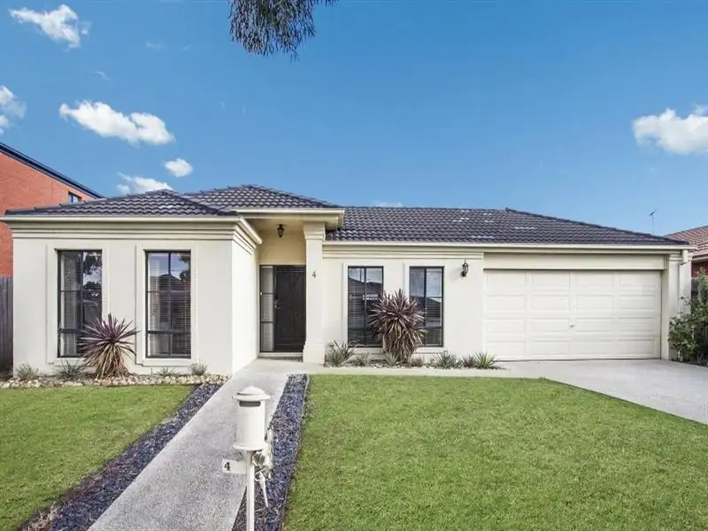 Main view of Homely house listing, 4 CLAIR Court, Aspendale Gardens VIC 3195
