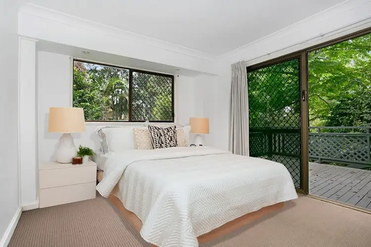 Sixth view of Homely house listing, 8 Raymond Avenue, Bundall QLD 4217