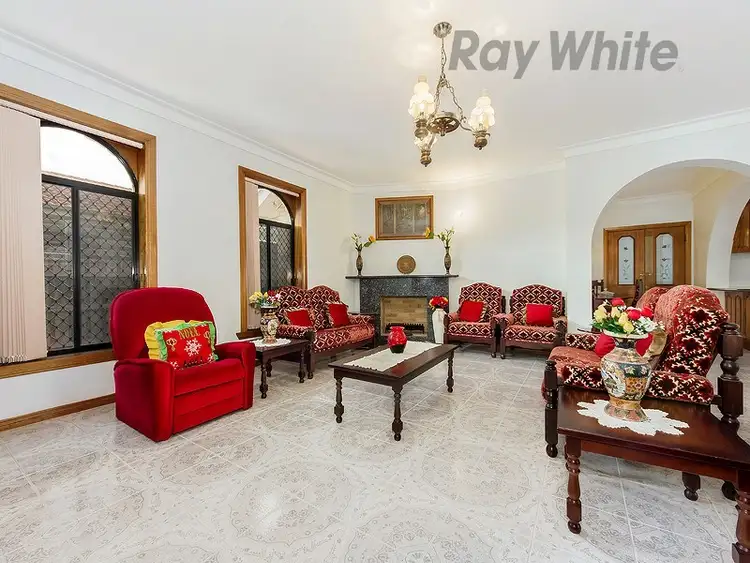 Seventh view of Homely house listing, 28 Perrett Avenue, St Albans VIC 3021