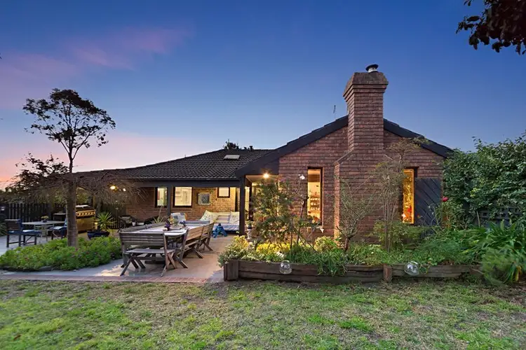 Seventh view of Homely house listing, 2 Juliana Close, Frankston VIC 3199