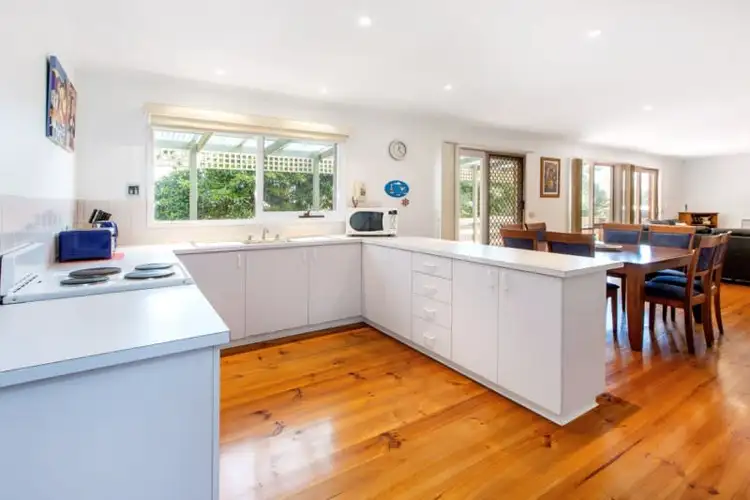 25 Sunningdale Road, Rosebud VIC 3939