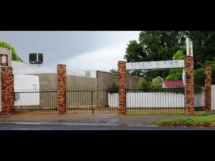 82 Parker Street, Cootamundra NSW 2590