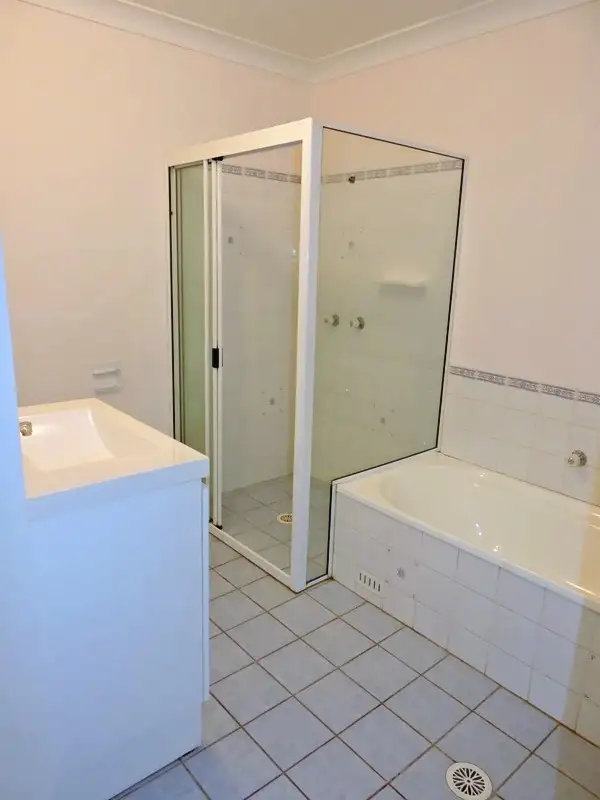 Seventh view of Homely villa listing, 4/29-31 Keren Avenue, Berkeley Vale NSW 2261
