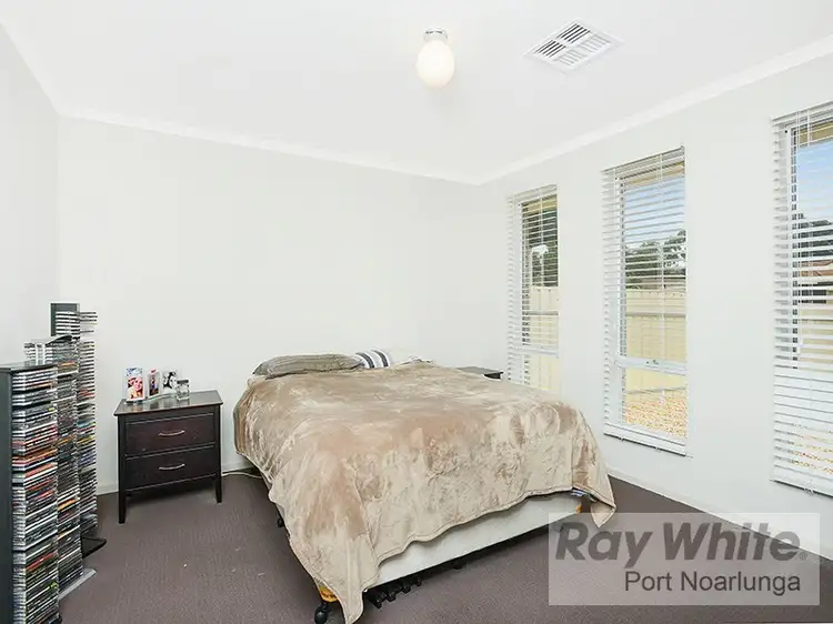 Second view of Homely house listing, 8 Karyn Crescent, Morphett Vale SA 5162