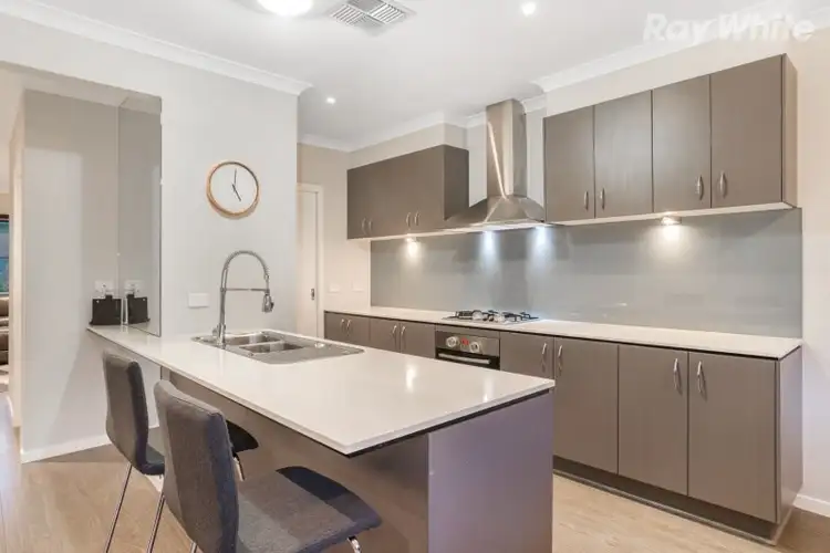 Fourth view of Homely house listing, 28 Havenstone Drive, Keysborough VIC 3173