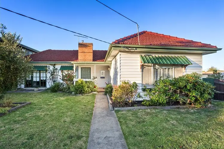 Main view of Homely house listing, 21 Paloma Street, Bentleigh East VIC 3165