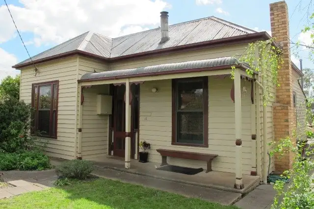 15 Lonsdale Street, Hamilton VIC 3300